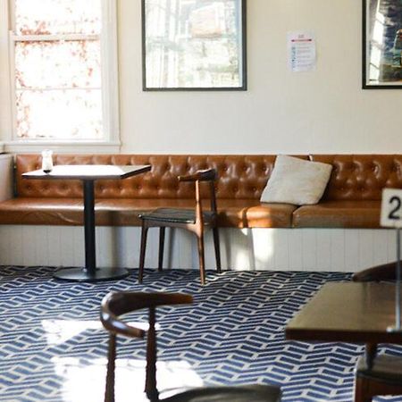 Blues Point Hotel シドニー エクステリア 写真