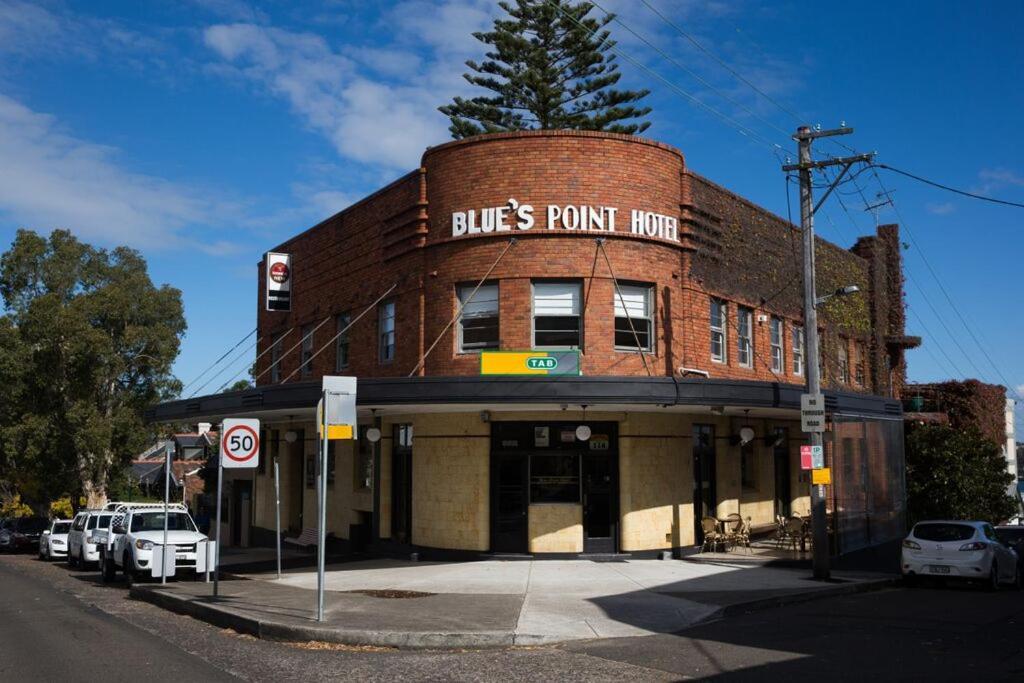 Blues Point Hotel シドニー エクステリア 写真